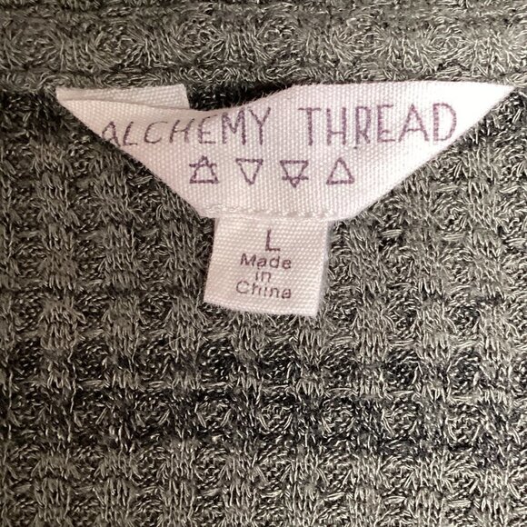 Alchemy Thread Boho Cottage Oversized Waffle Knit Long Sleeve Top Sz L Green 5E - Picture 6 of 8